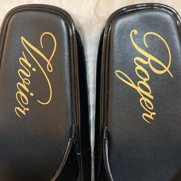 SOLD! Roger Vivier slides - Picture 4 of 6